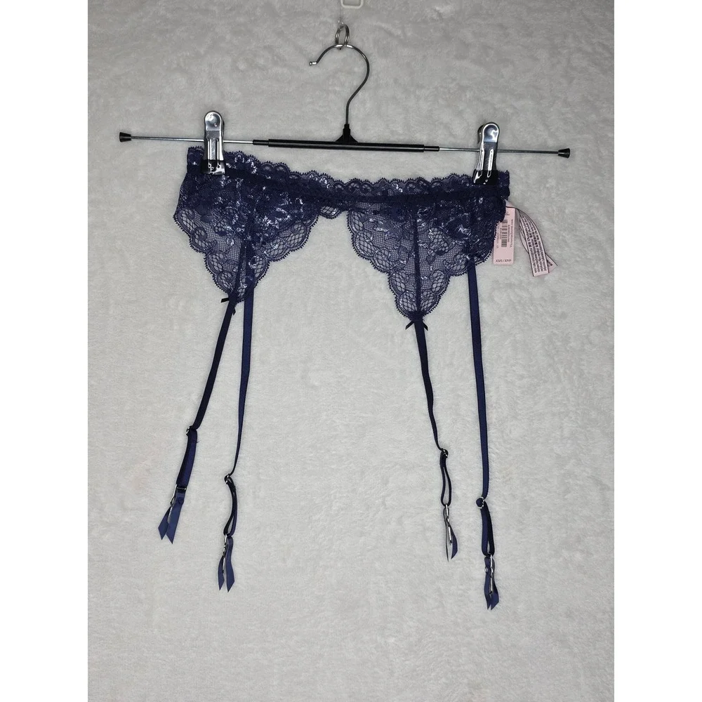 Victoria's Secret‎ NWT Dream Angels Navy Silver Metallic Lace Garter  Belt XS/S